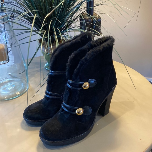 coach black suede booties